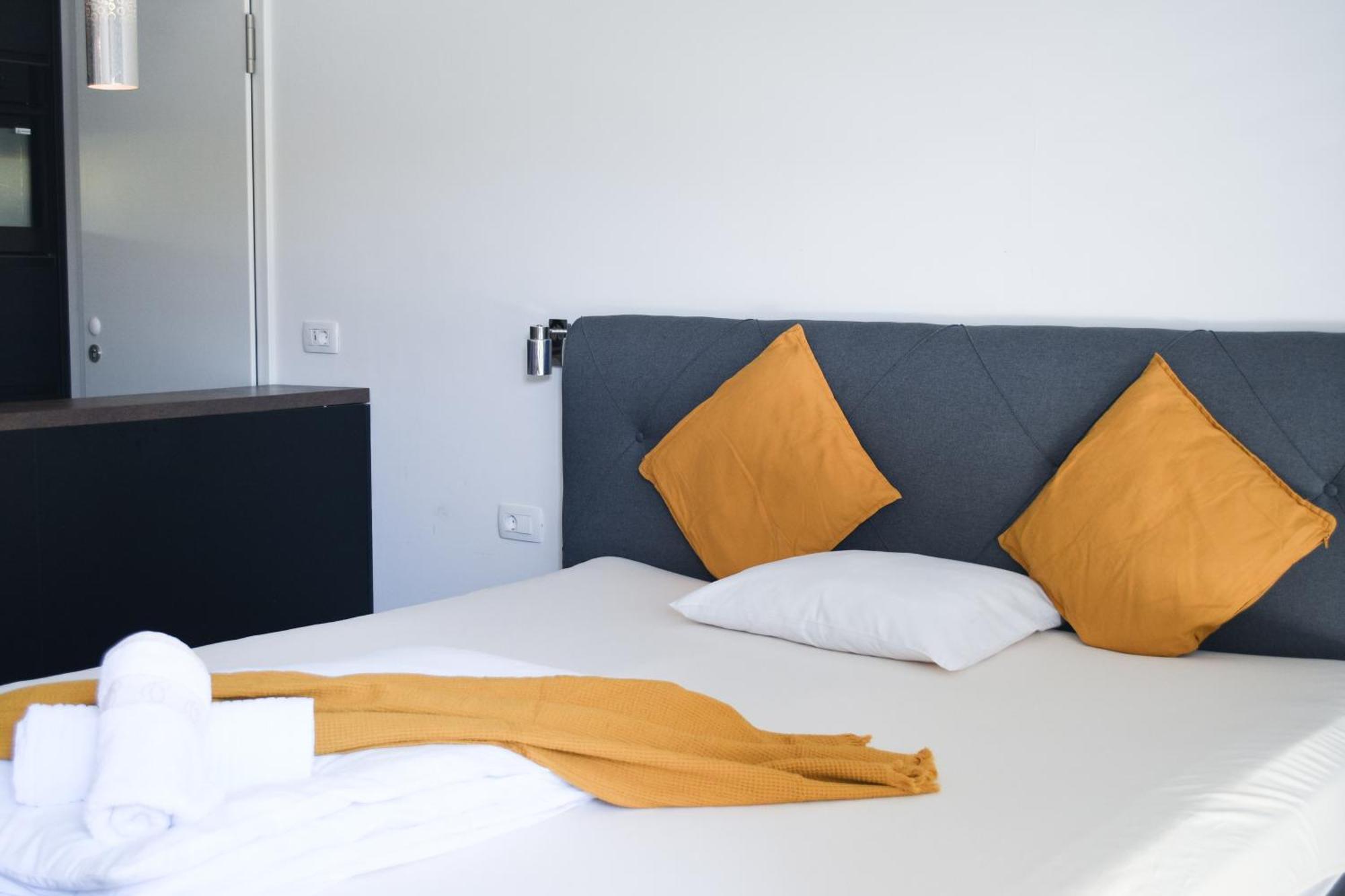 Point Zero Apartment ลูบลิยานา ภายนอก รูปภาพ