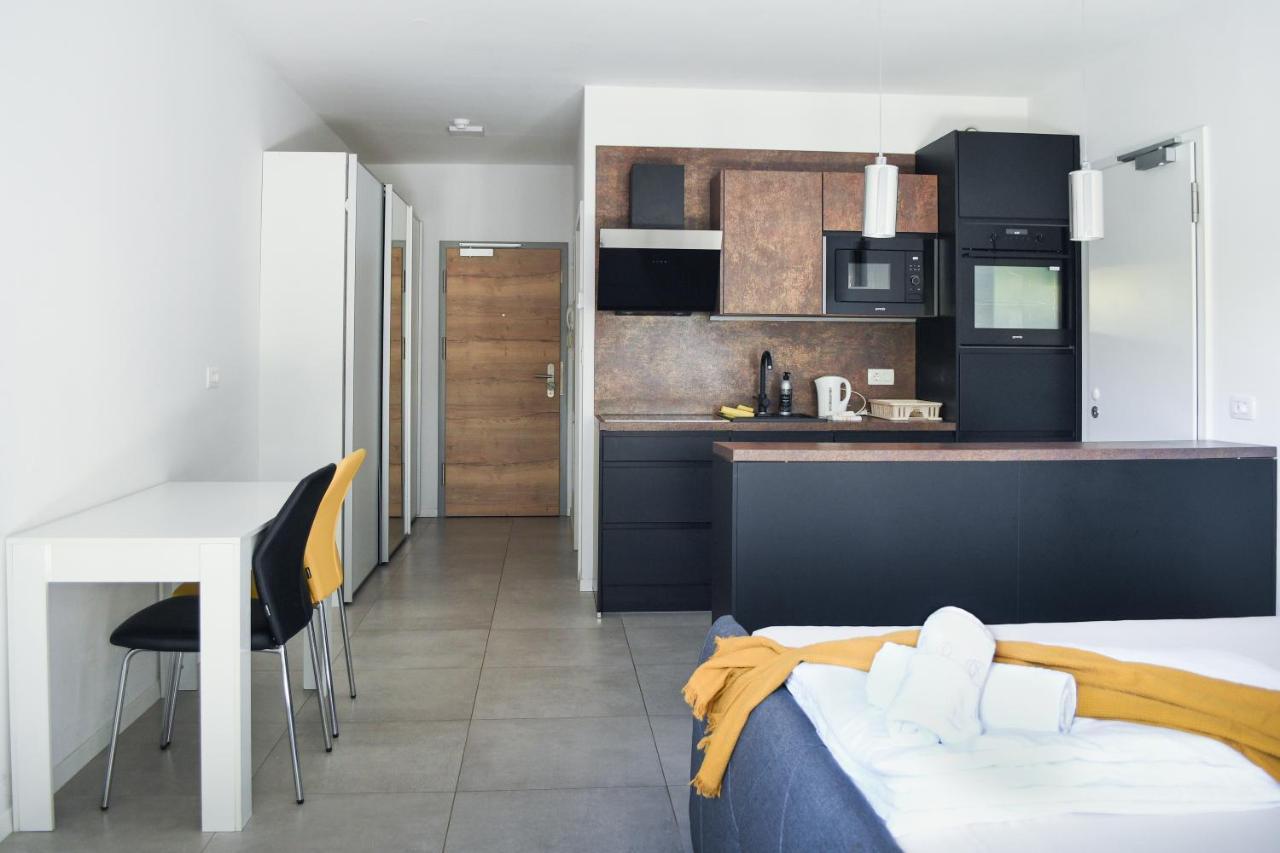 Point Zero Apartment ลูบลิยานา ภายนอก รูปภาพ