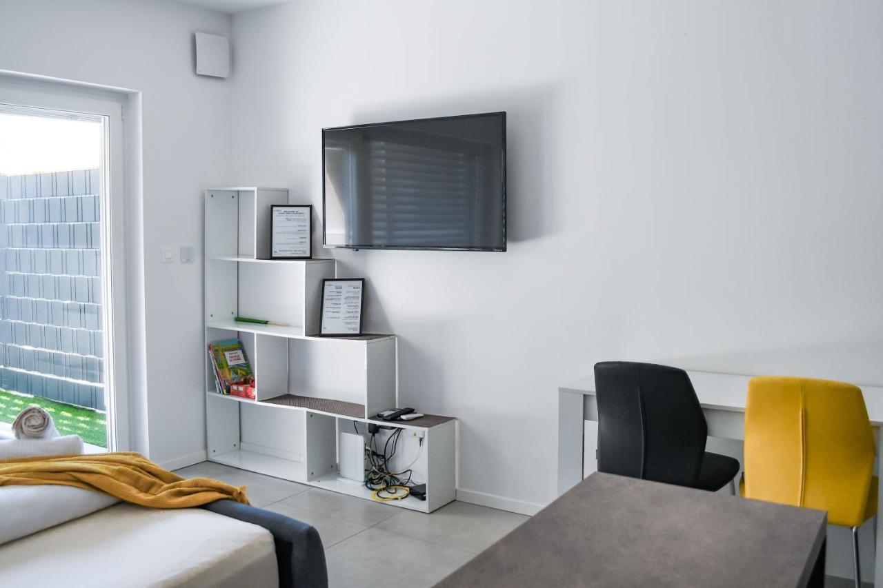 Point Zero Apartment ลูบลิยานา ภายนอก รูปภาพ