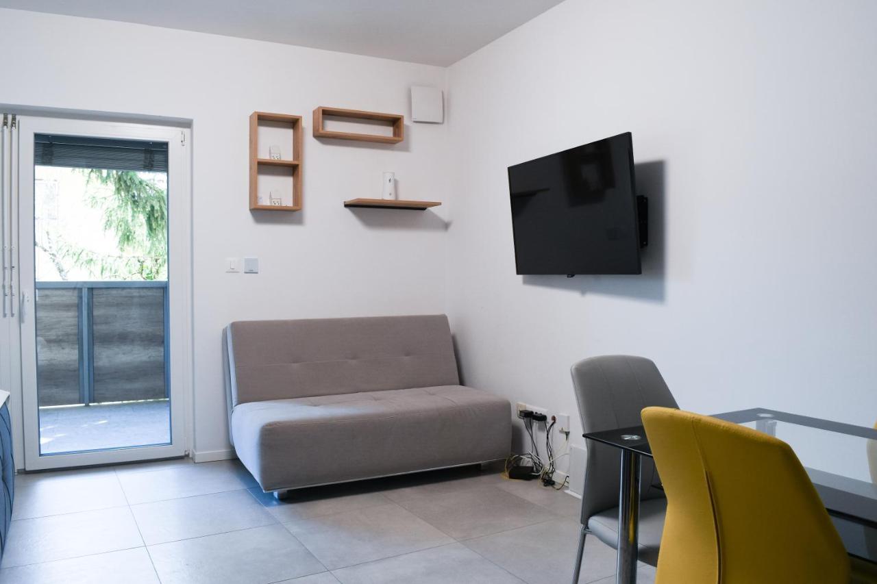 Point Zero Apartment ลูบลิยานา ภายนอก รูปภาพ