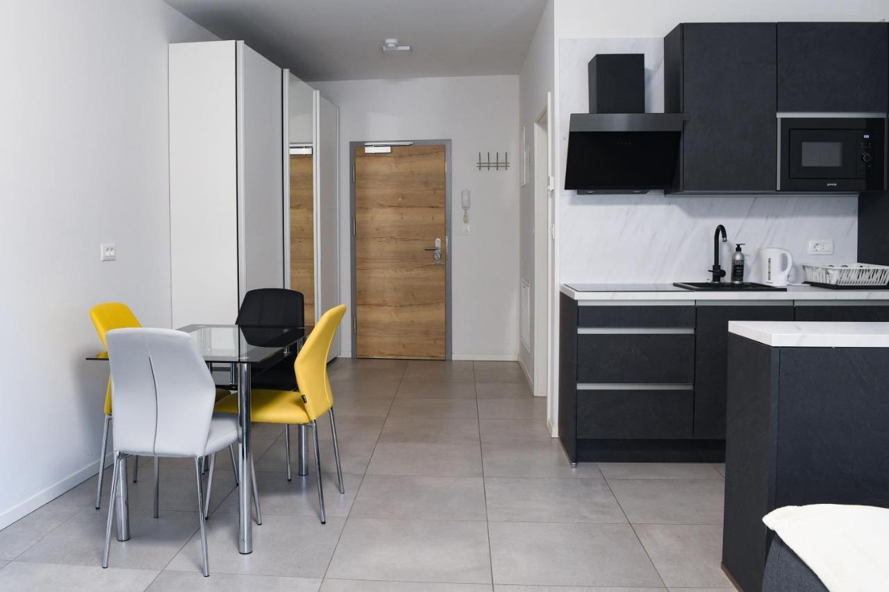 Point Zero Apartment ลูบลิยานา ภายนอก รูปภาพ
