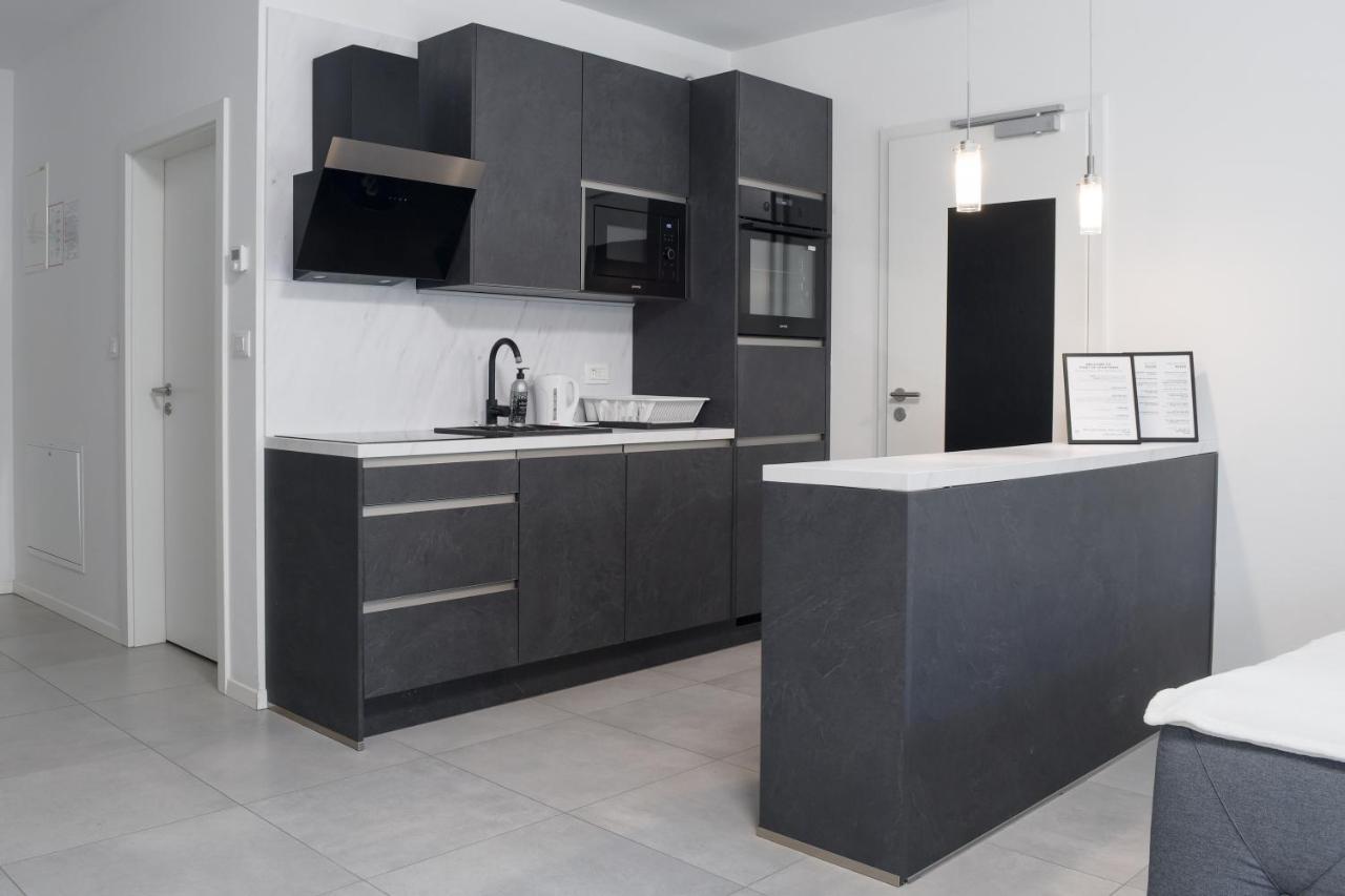 Point Zero Apartment ลูบลิยานา ภายนอก รูปภาพ